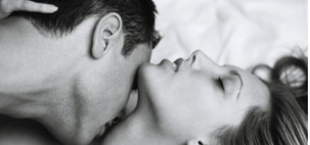 The 5 Key Differences Between Making Love & Having Sex