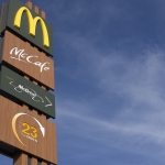 Customers start chain reaction of kindness at McDonald’s drive-thru