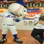 Staten Island girl takes prom pics at Citi Field after getting 500,000 retweets